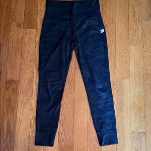 Vuori Black Camouflage Leggings